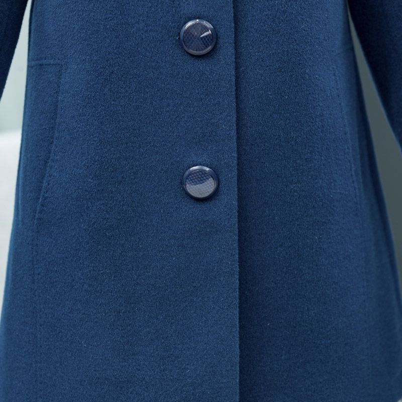 Mid Length Chenille Coat With Soft Stretch For Everyday Warmth