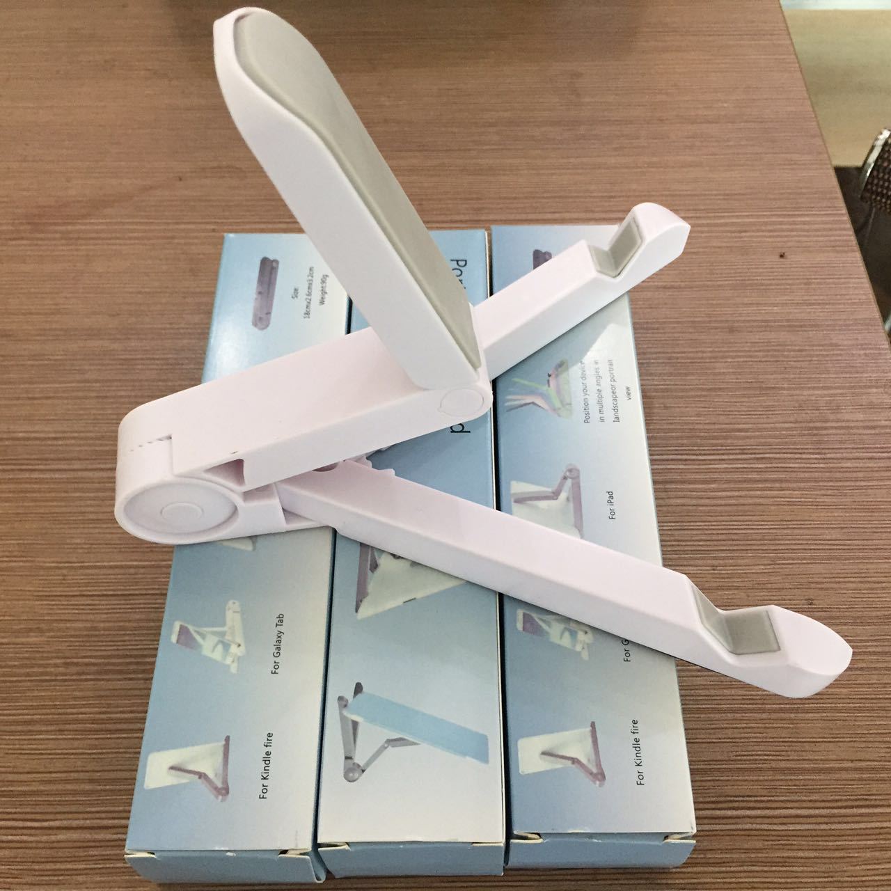 Lightweight Foldable Multi?Angle Tablet and Phone Stand For Desk Use