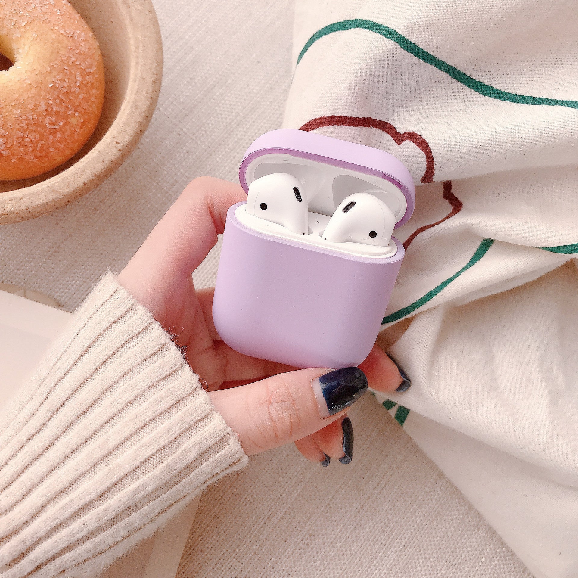 Wireless Bluetooth Earbud Charging Case Protective Cover With Clip