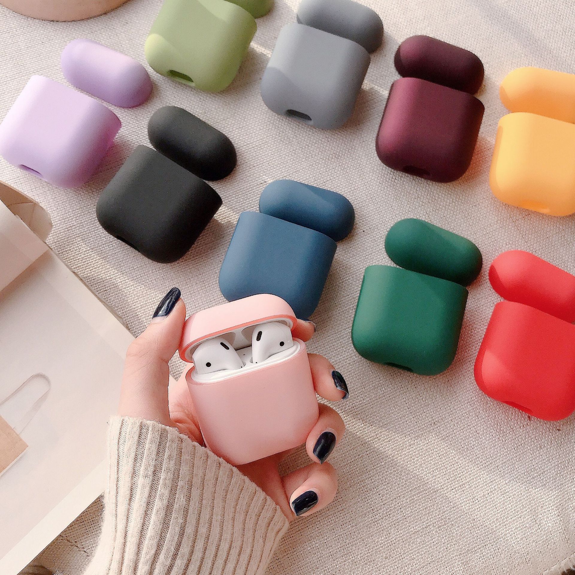 Wireless Bluetooth Earbud Charging Case Protective Cover With Clip