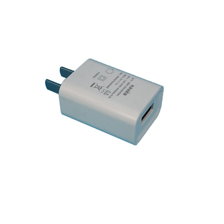 Compact 5V1A USB Wall Charger With CE and FCC Certification