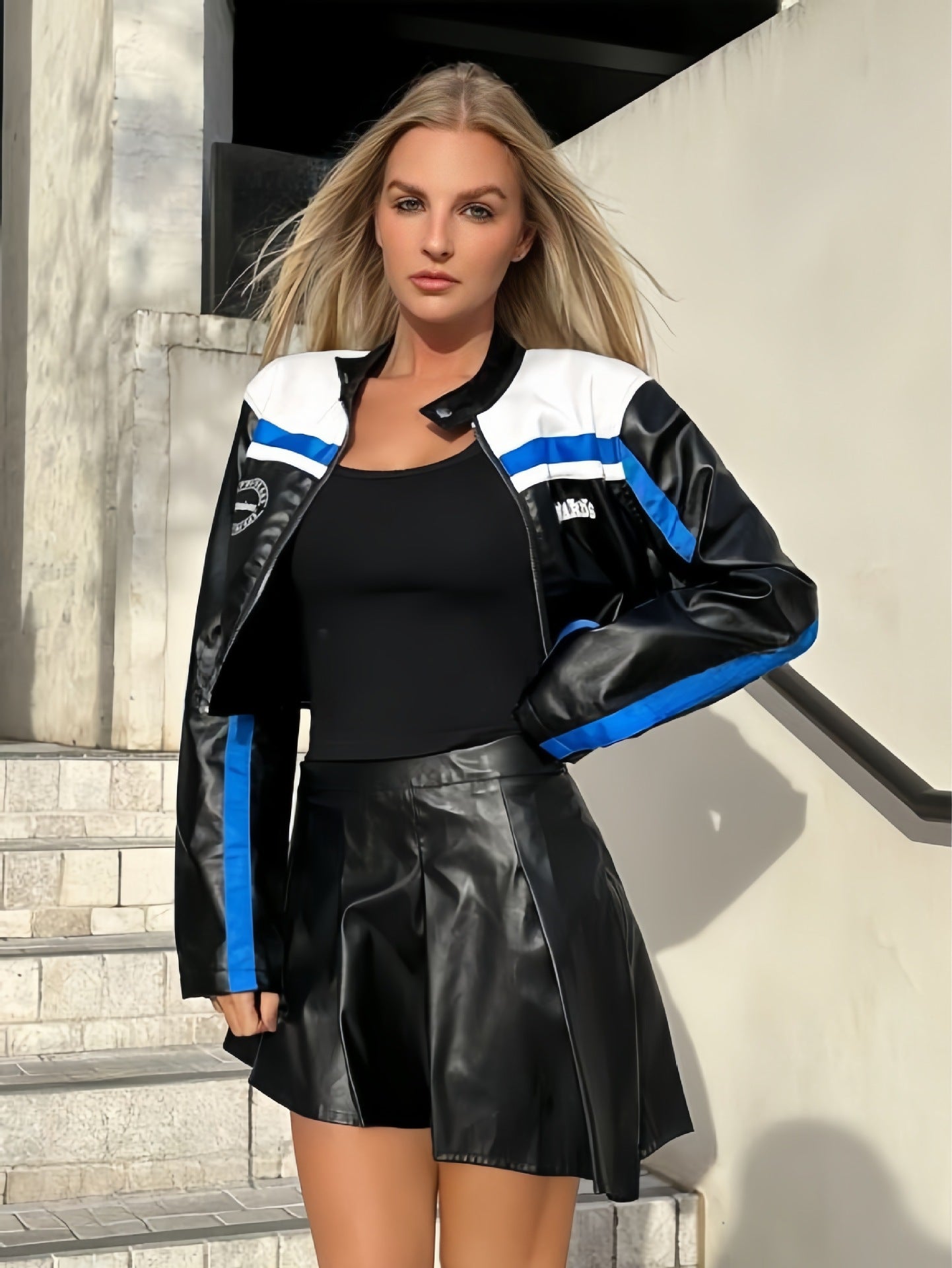 Women's Striped Short Zipper Street Style Lightweight Coat