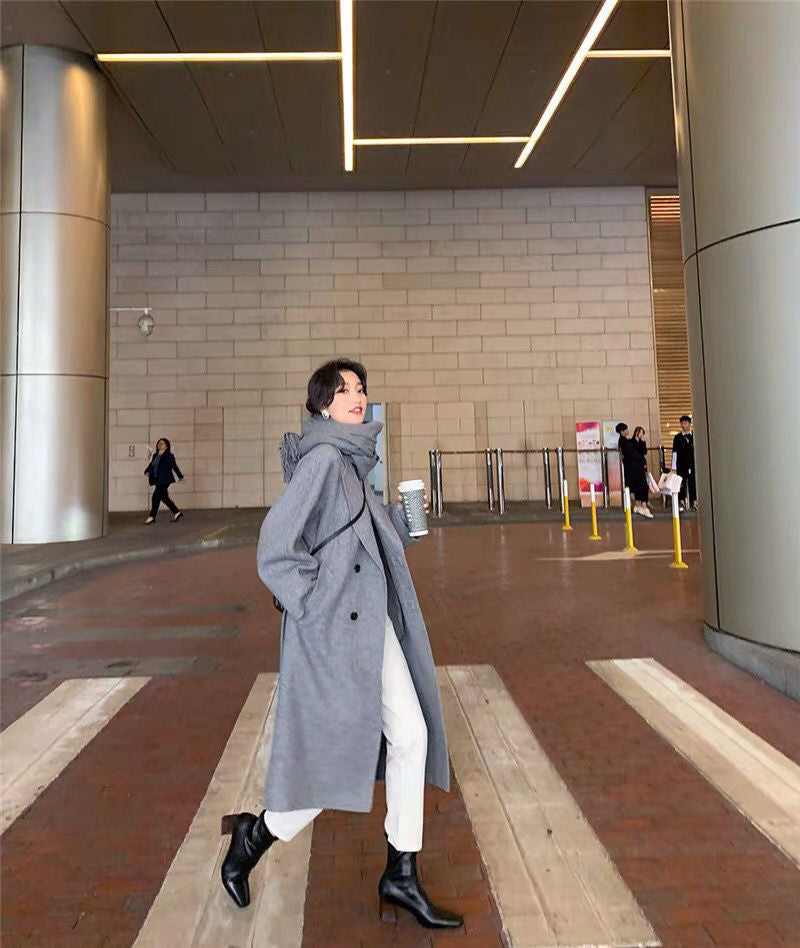 Petite Hepburn-Inspired Mid-Length Woolen Coat For Women