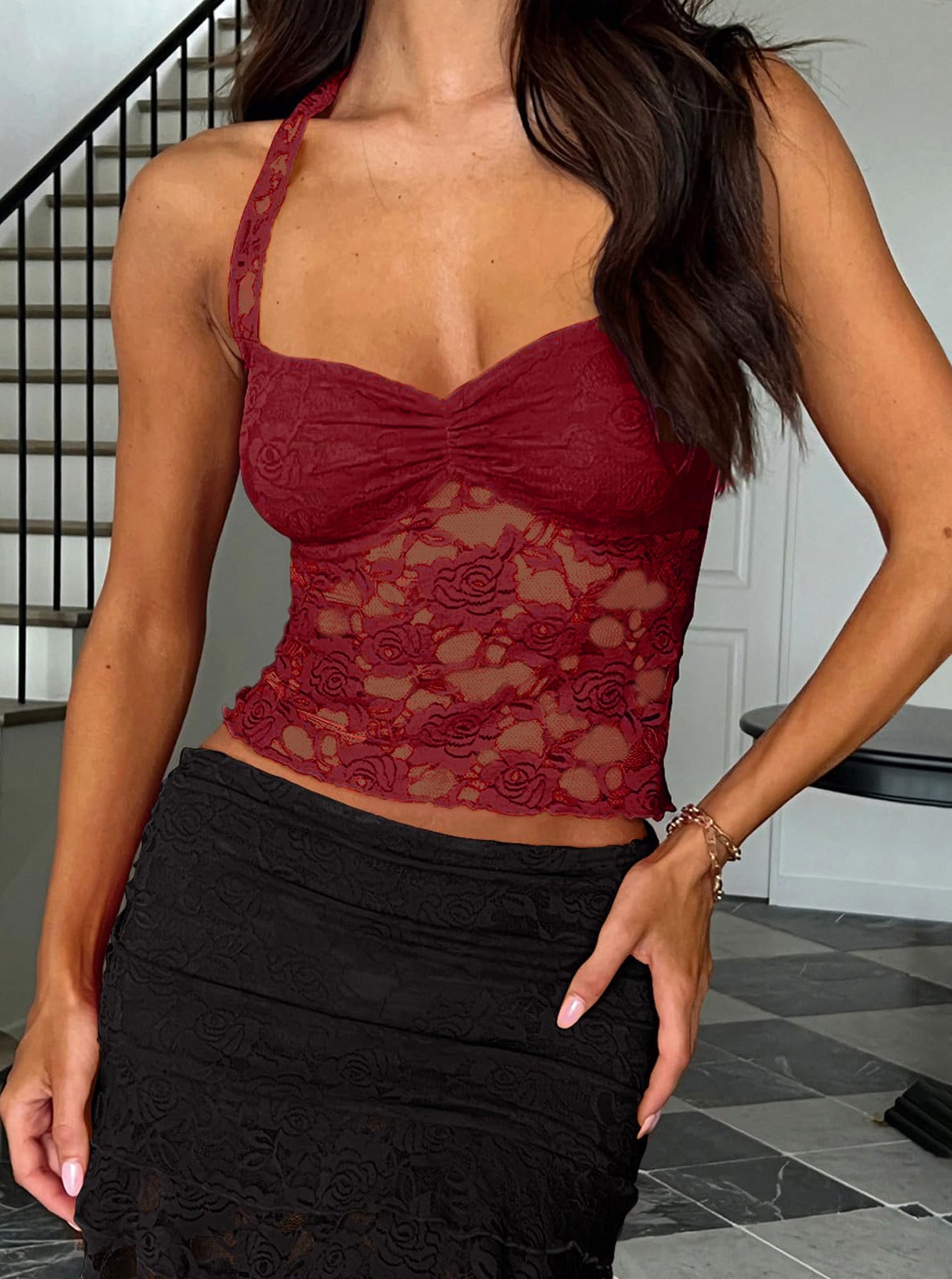Lace Hollow-Out Slim Fit Sleeveless Strappy Camisole Top