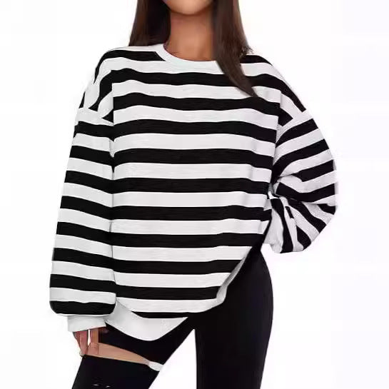 Striped Crew Neck Sweatshirt With Thick Warm Fabric