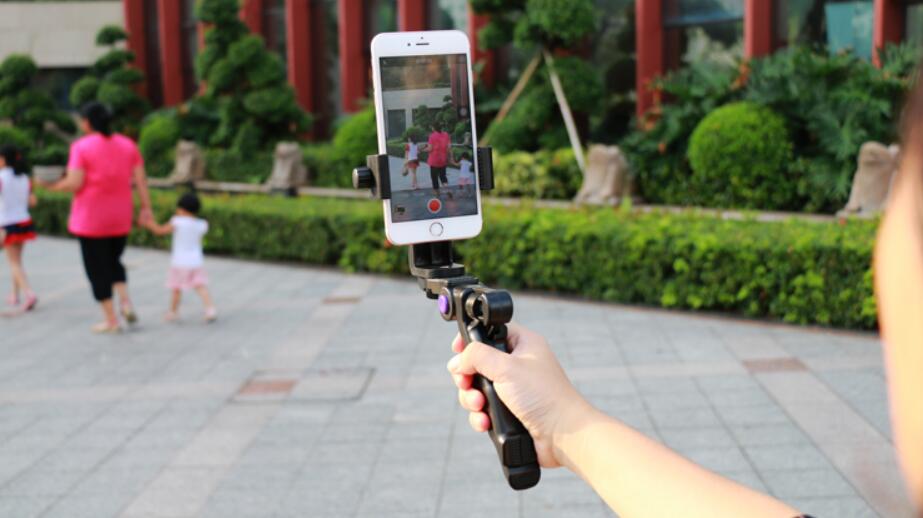 Ulanzi Smartphone Video Rig Stabilizer For Filmmaking And Live Streaming