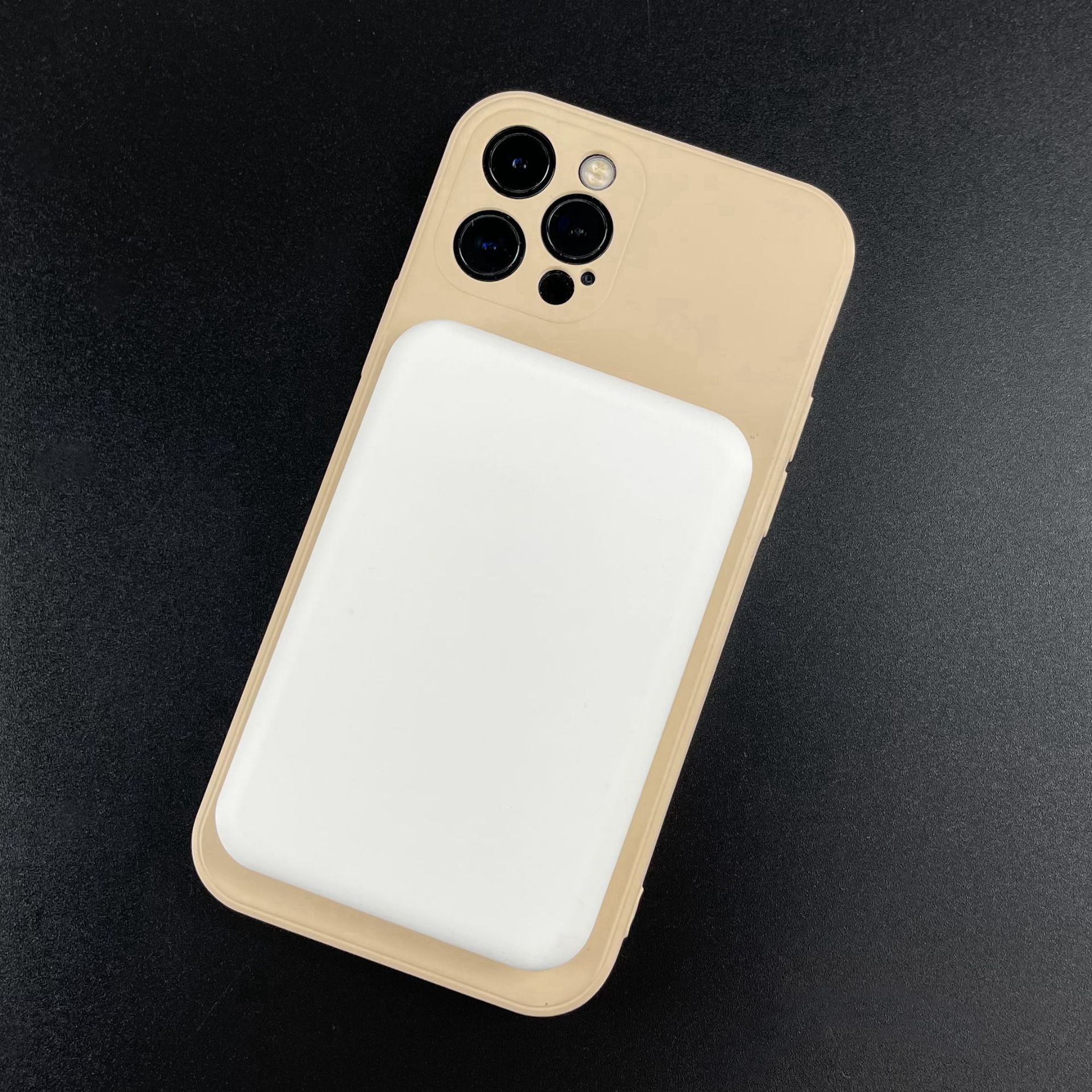 5000mAh Magnetic Wireless Charger With Portable PVC Shell