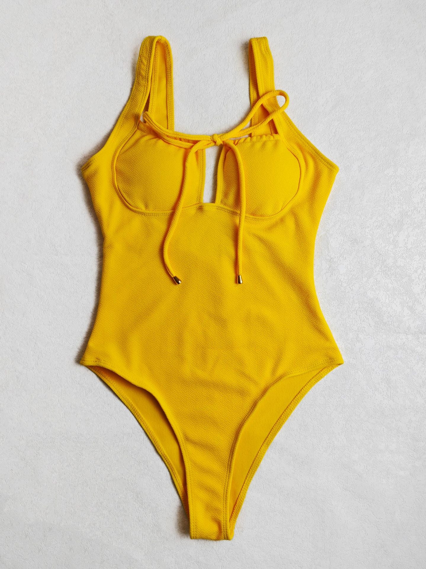 Solid Color One Piece Swimsuit With Sleek Minimalist Design