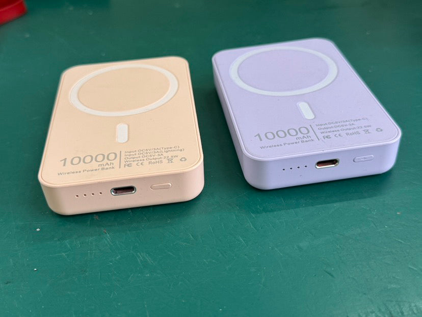 5000mAh Magnetic Wireless Charger With Portable PVC Shell