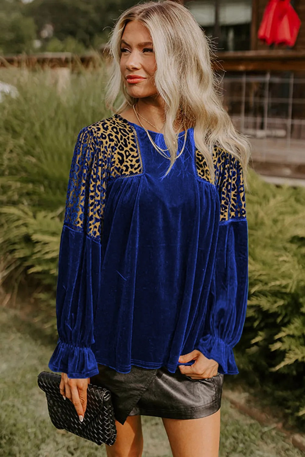Soft Velvet Casual Top For Women With Relaxed Fit