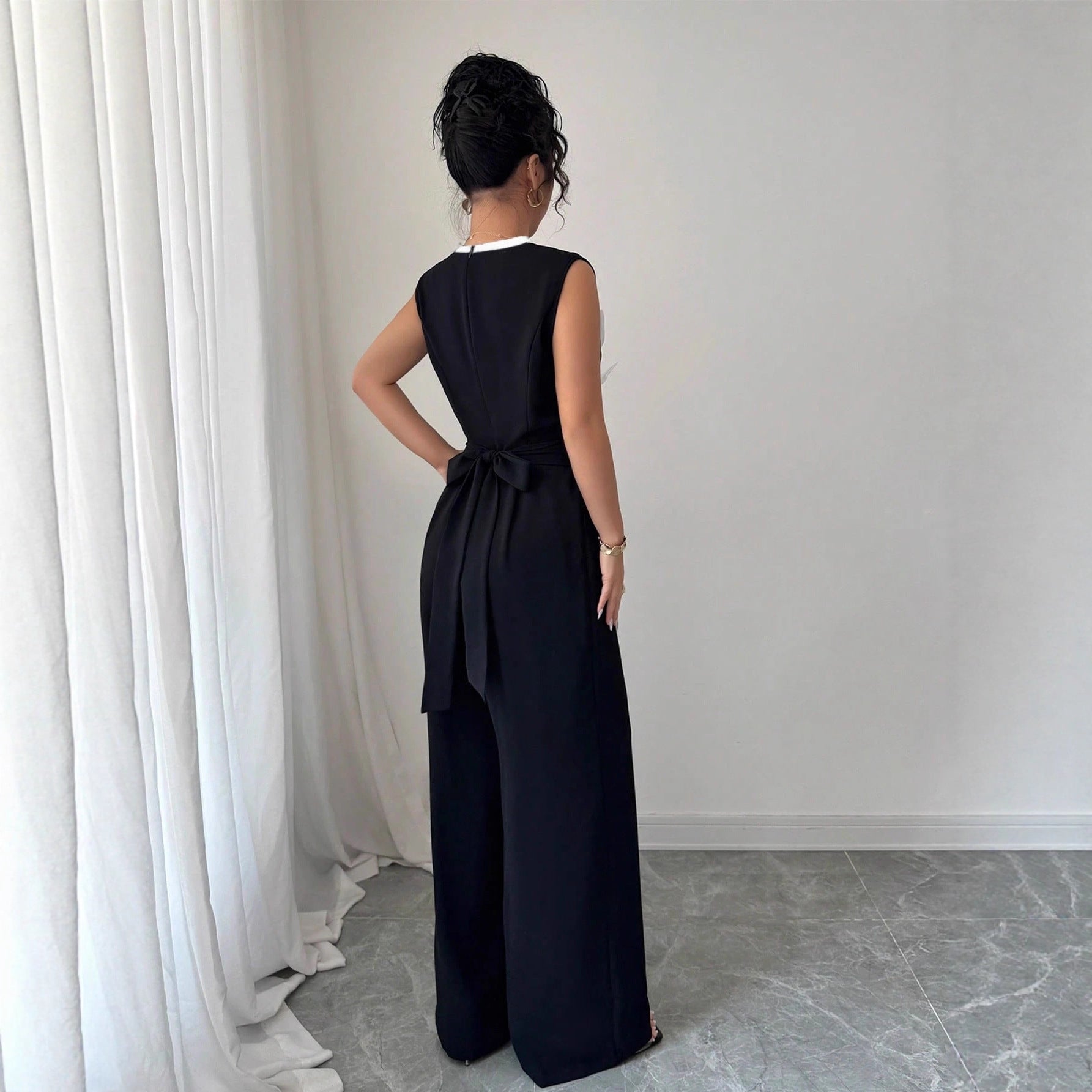 Embroidered Sleeveless Wide Leg Jumpsuit With Elegant Crew Neck