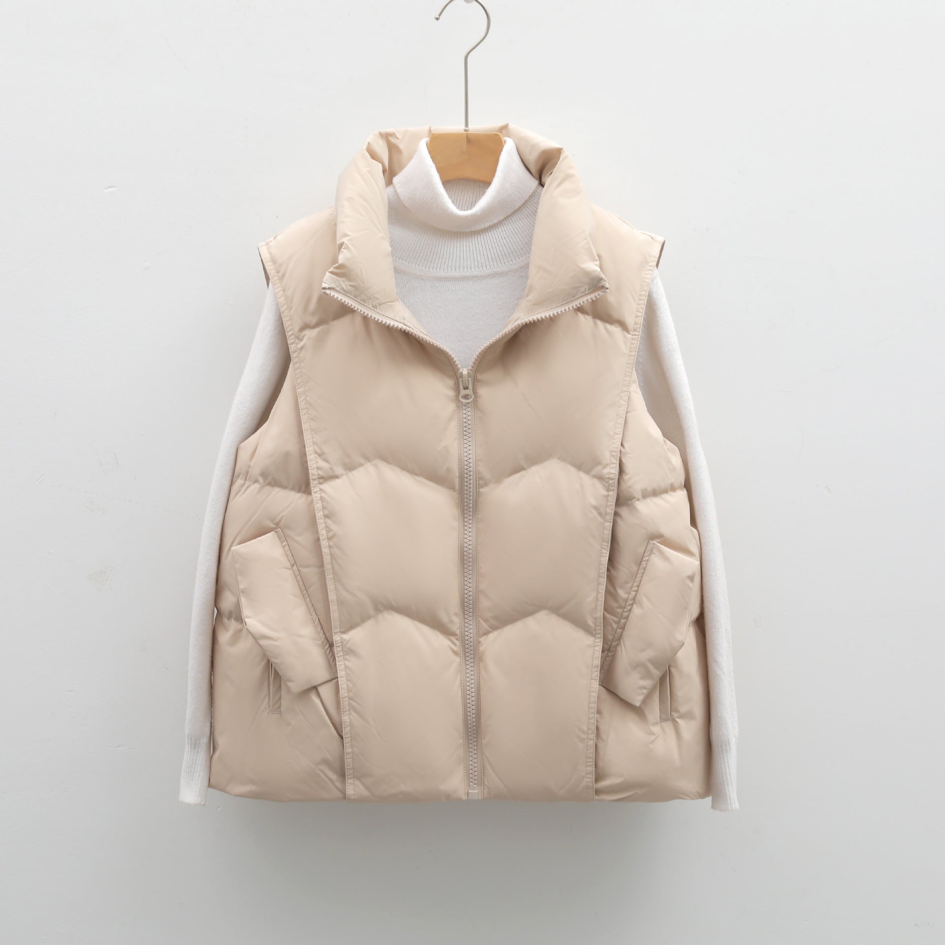 Women's Simple Short Down Vest Lightweight Layering Piece