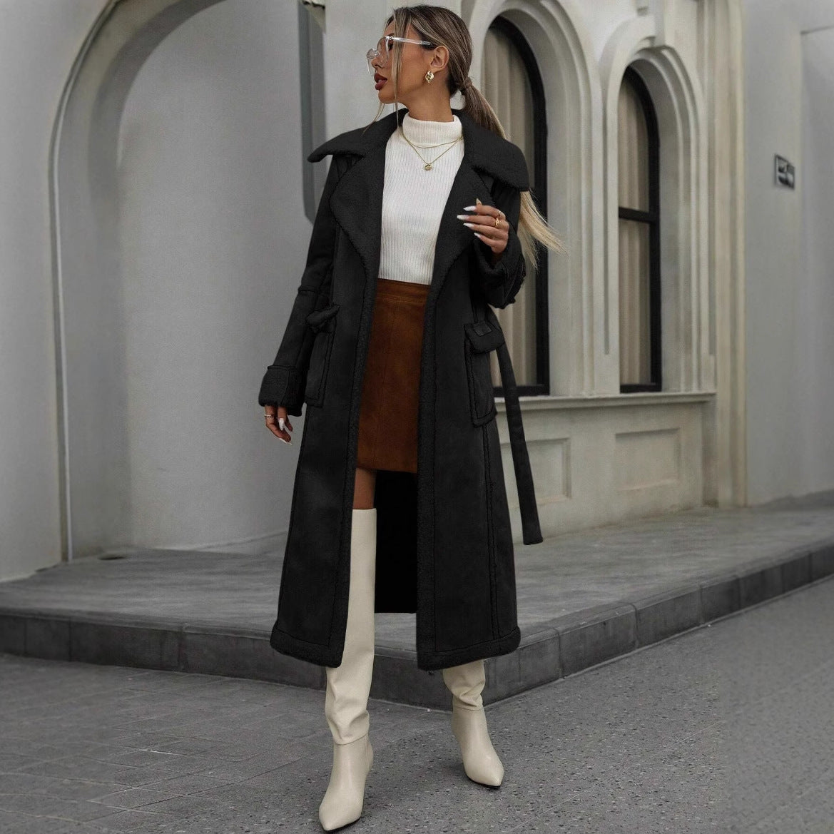 Long Lamb Wool Coat With Fur Lined Collar And Fleece Insulation