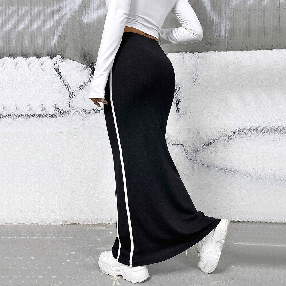 Elegant Color Block Pencil Skirt With Contrasting Panel Design